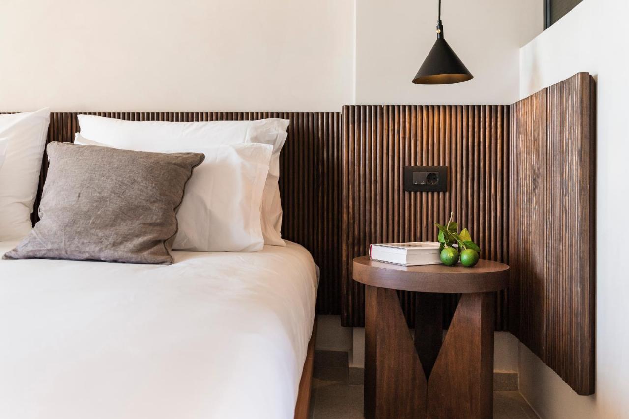 Aqua Terra Hotel
