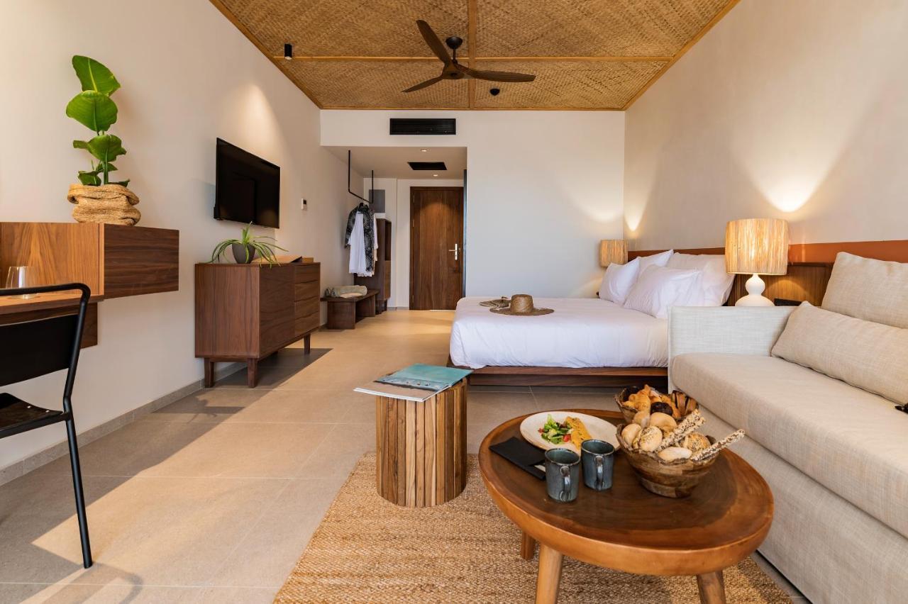 Aqua Terra Hotel 4*