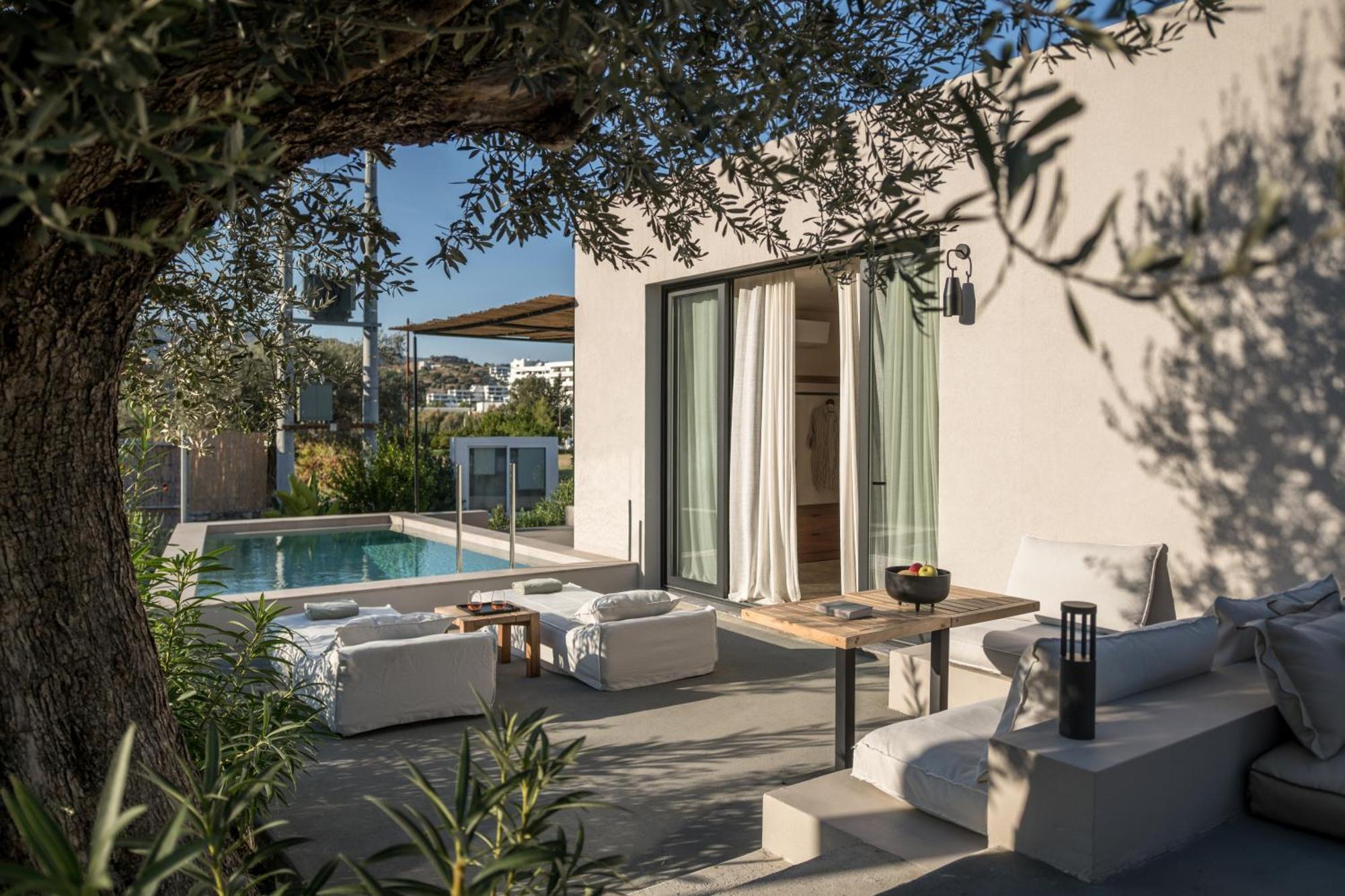 Aqua Terra 4*