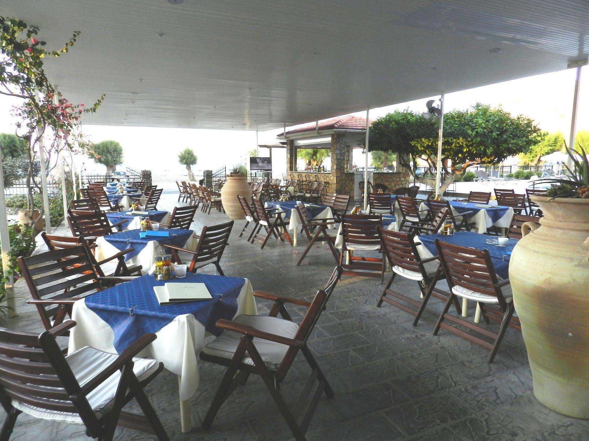 Aqua Terra 4*